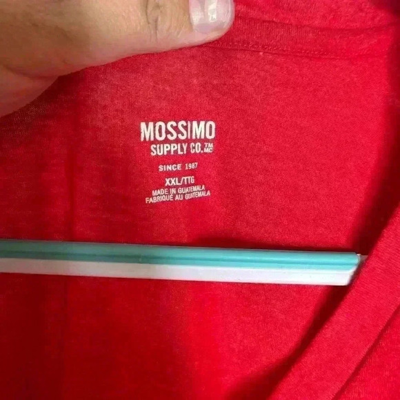 MOSSIMO SUPPLY CO Red V neck T-Shirt size XXL - Picture 3 of 3